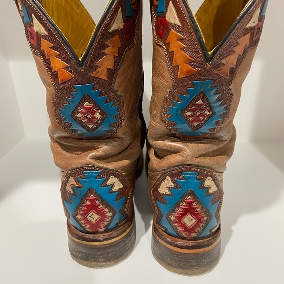 Brown Leather Western Boots for Men - Picture 3 of 5